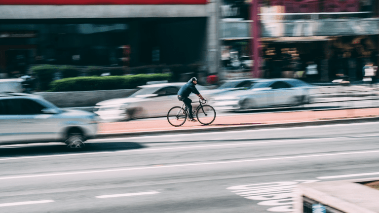 Fahrrad Auto Verkehr