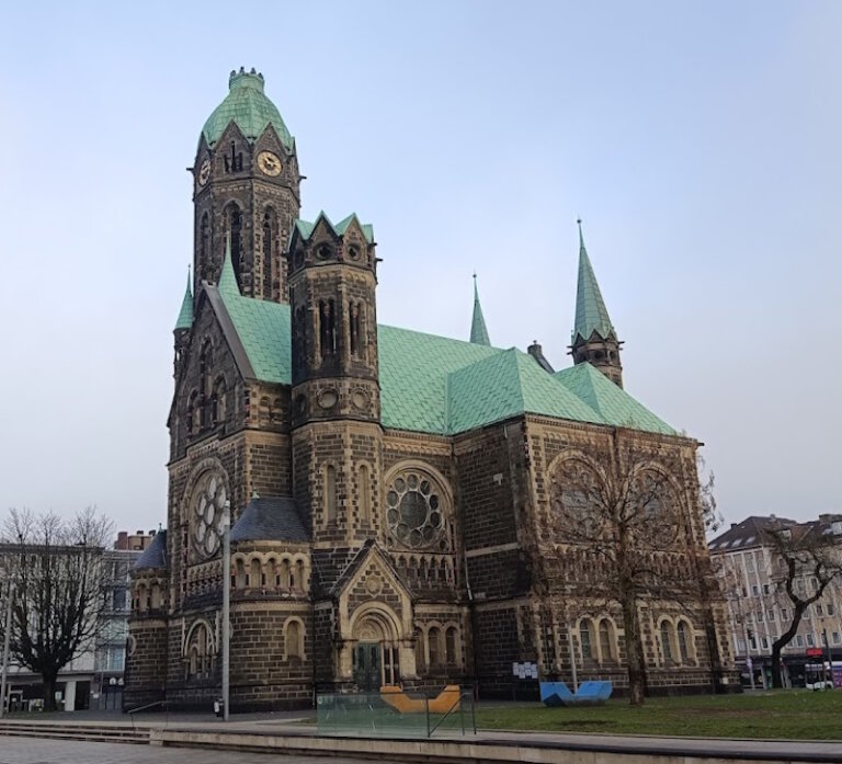 Die Rheydter Hauptkirche bekommt ihr Haupt zurück
