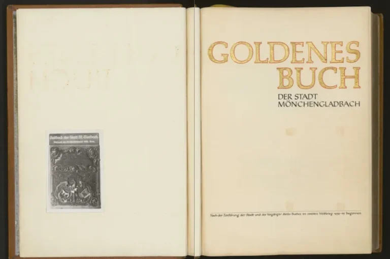 goldene Buch Moenchengladbach