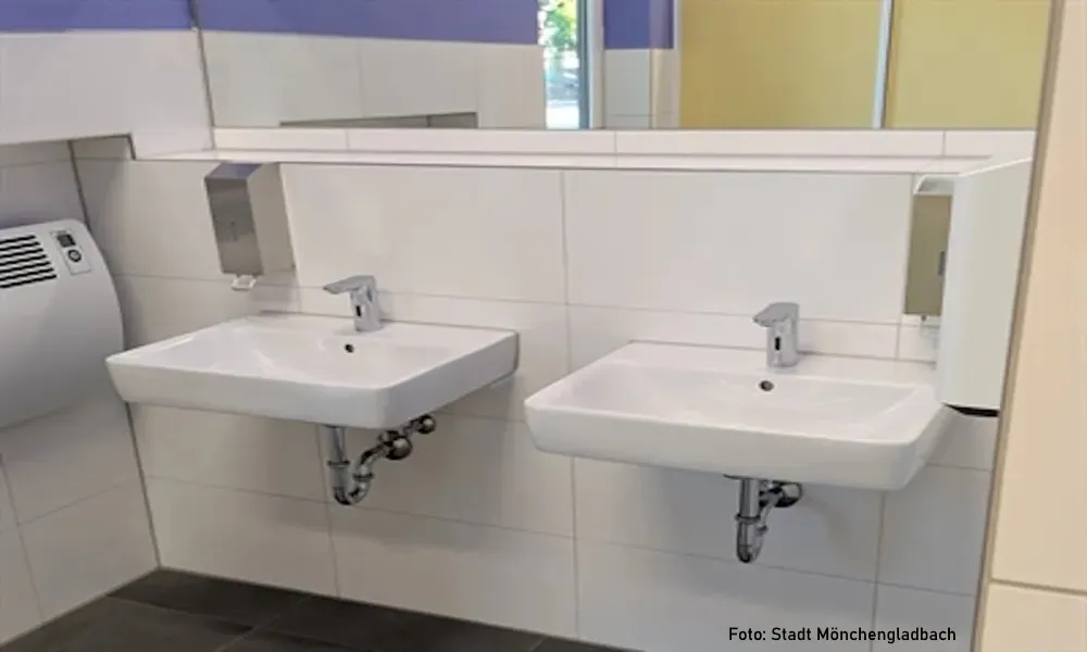 Schultoilette Heyden
